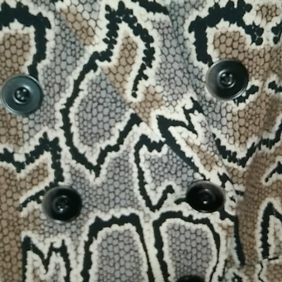 Cabi Python Blazer - Picture 6 of 8